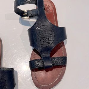 Tory Burch Navy Blue Sandals 7.5 Perfect for Summer!
